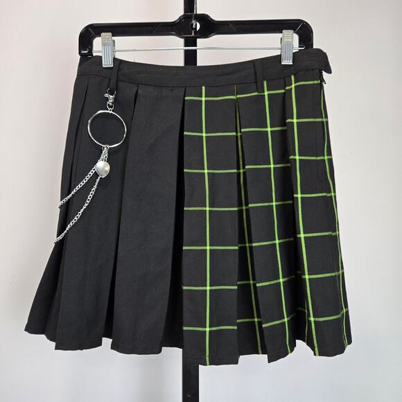 Social Collision Pleated Mini Skirt Alien Black Green Plaid Chain Emo Goth Med - Picture 1 of 7